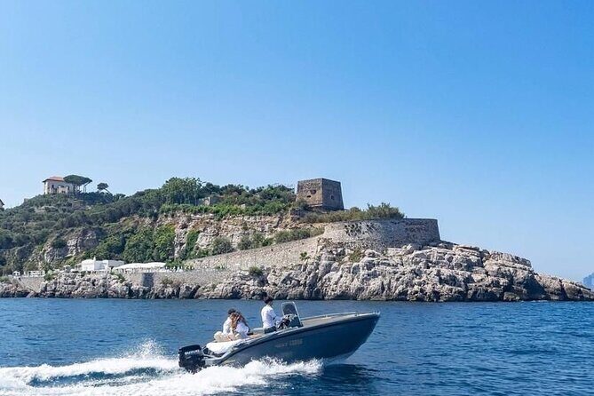 private boat tour on the island of Capri - What Makes This Tour Stand Out?