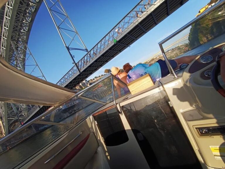 Private Boat Trip for 2 with Tasting in Porto -Sunset Option - What to Expect from the Tour: A Step-by-Step Look