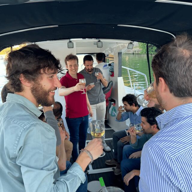 Private boat trip on the Guadalquivir - The Experience: What You’ll Love and What to Keep in Mind