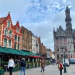 Private Bruges Full-day trip by Mercedes from Paris - Arriving in Bruges: A Walk Through Time