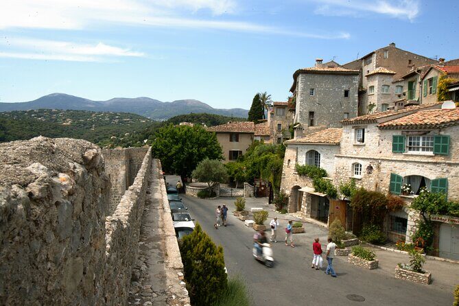 Private Cannes and Saint Paul-de-Vence Half-Day tour from Nice - What to Expect on the Tour