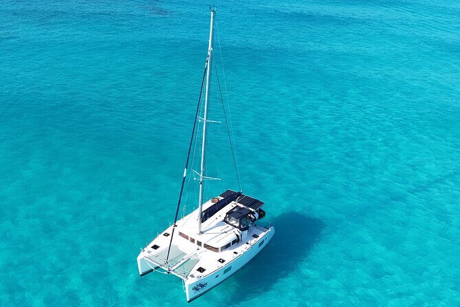 Private Catamaran Tour to Isla Mujeres - Who is this tour best suited for?