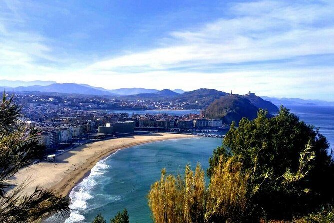 Private City Tour of San Sebastian with introduction to Pintxos Culture - La Concha Beach