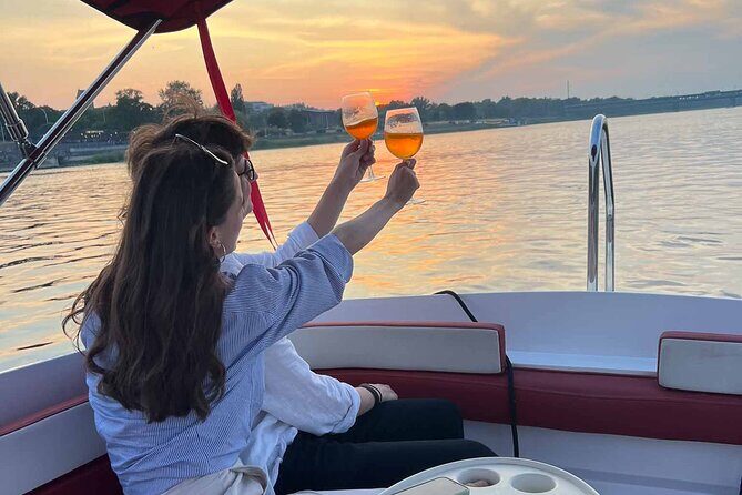 Private Cruise on Vistula in Warsaw for 9 with our Helmsman - Who Will Love This Experience?