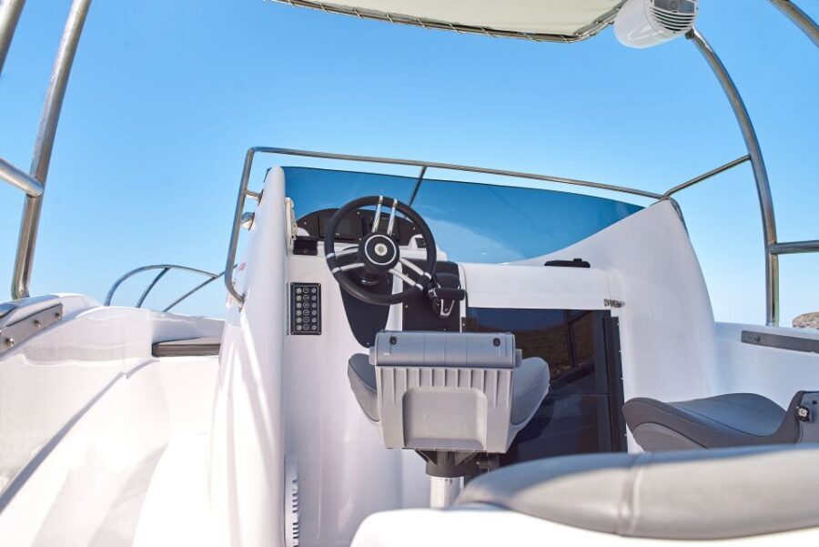 Private cruise to Balos 3 hours with Poseidon Boat - The Benefits of a Private Speedboat Tour