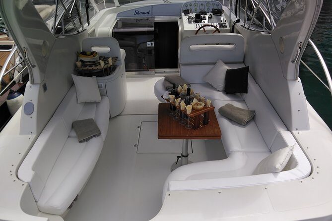 Private Cruise to Capri and Amalfi coast from Sorrento or Capri - yacht 40' - The Experience from the Reviews