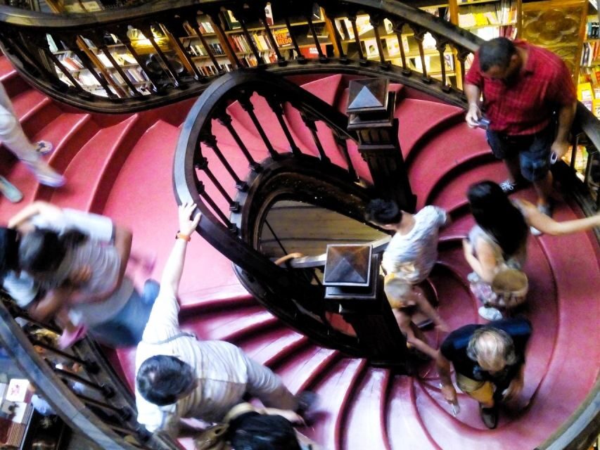 Private Day Tour to Porto with maximum 2 stop in the way - The Practical Side: What’s Included and What’s Not