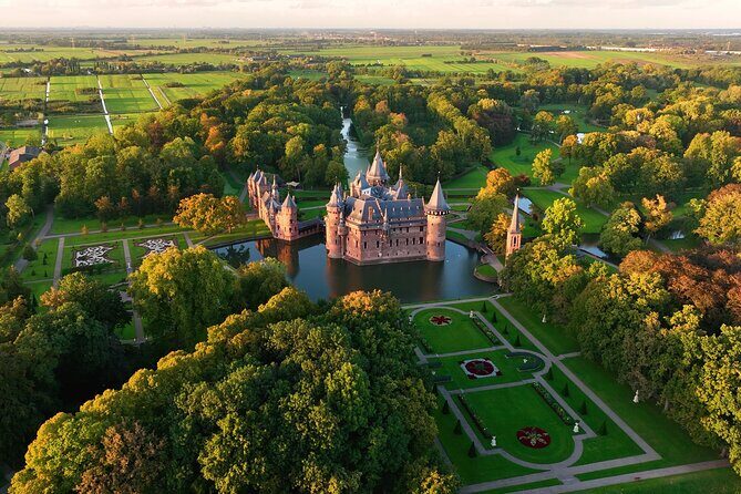 Private day trip from Amsterdam to Utrecht and De Haar Castle - De Haar Castle: A Fairy-Tale Fortress