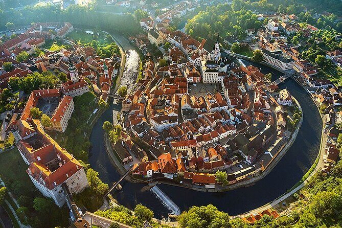Private Day Trip from Prague to Cesky Krumlov - What Makes This Tour Stand Out?