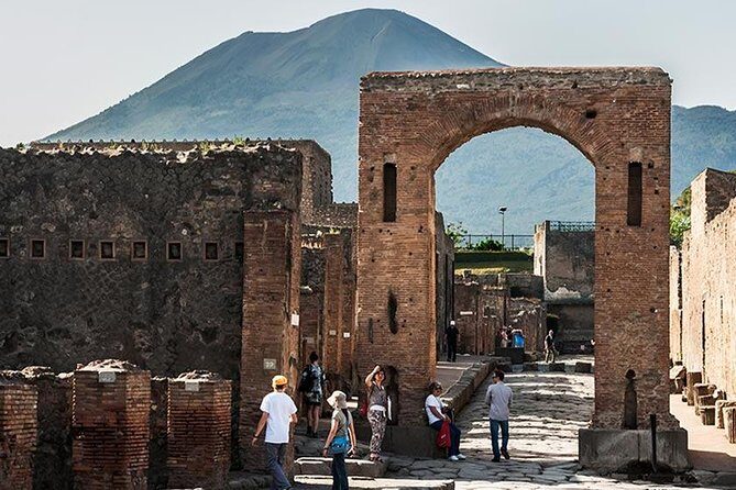 Private Day trip from Rome to Pompeii with official guide inside Ruins - What Travelers Are Saying