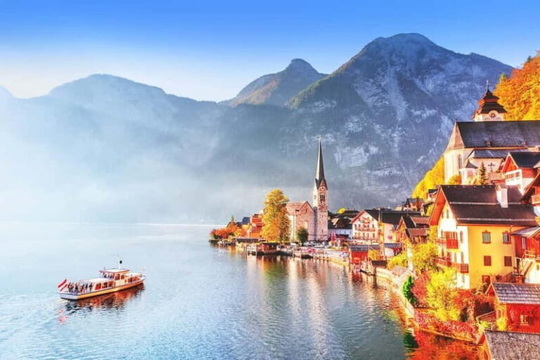 Private day trip: Munich to Hallstatt, Skywalk & Salt Mine - Exploring Hallstatt: A Village Steeped in Charm