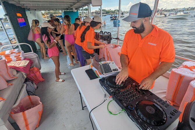 Private Double Deck Pontoon Party Cruise in Fort Lauderdale - Who Is This Cruise Best For?