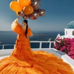 Private Flying Dress Photoshoot in Santorini - The Real Value: Is It Worth the Price?