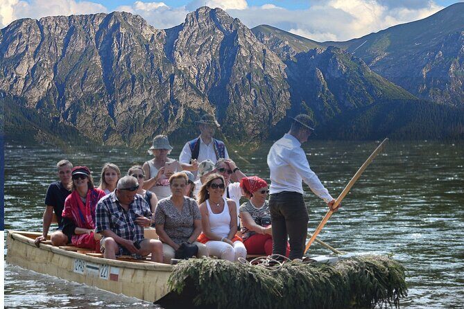 Private Full-Day Dunajec Rafting and Zakopane Tour from Krakow - Transport and Comfort