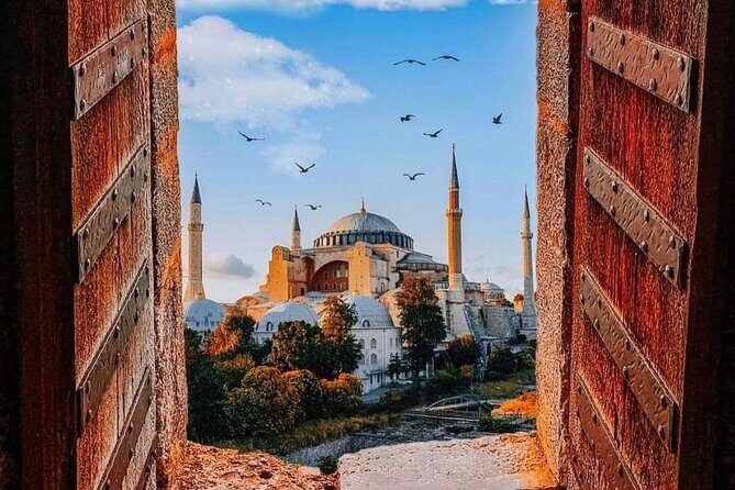Private Full Day Istanbul Tour From Airport - In-Depth Look at the Itinerary