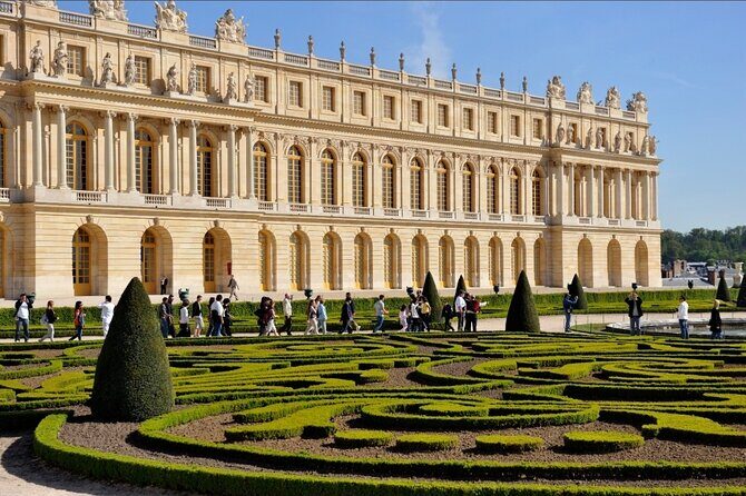 Private Full Day Paris trip including Louvre and Versailles with Pickup - Who Is This Tour Best For?