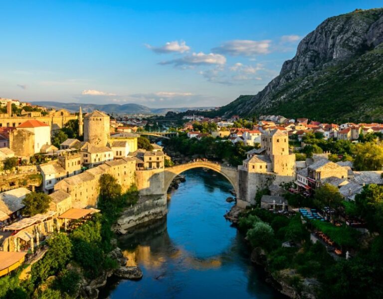 Private Full - Day Tour: Pocitelj and Mostar Private Day Tri - The Experience in Detail: From Arrival to Departure