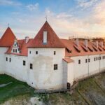 Private Full-Day Trip to Hill of Crosses, Rundale Palace & Bauska - What You Get With This Tour