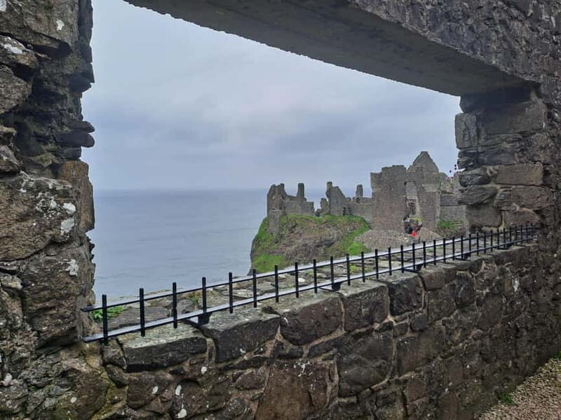 Private Giants Causeway Tour - Deep Dive into the Experience