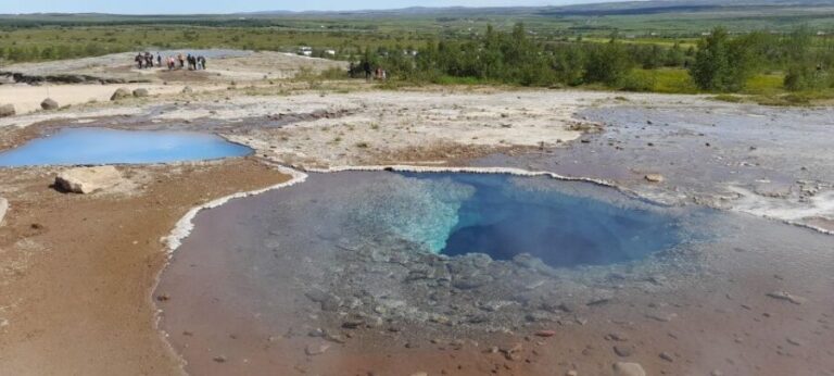 Private Golden Circle Tour with Airport Pick up - Authentic Experiences and Genuine Guides