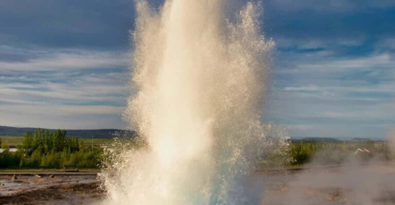 Private Golden Circle Tour With Experienced Tour Guide - What Sets This Tour Apart