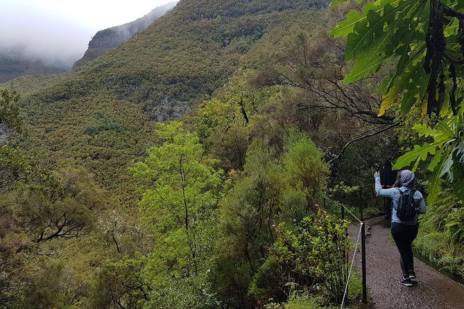 Private Guided Walk Levada 25 Fontes - About the Experience Provider