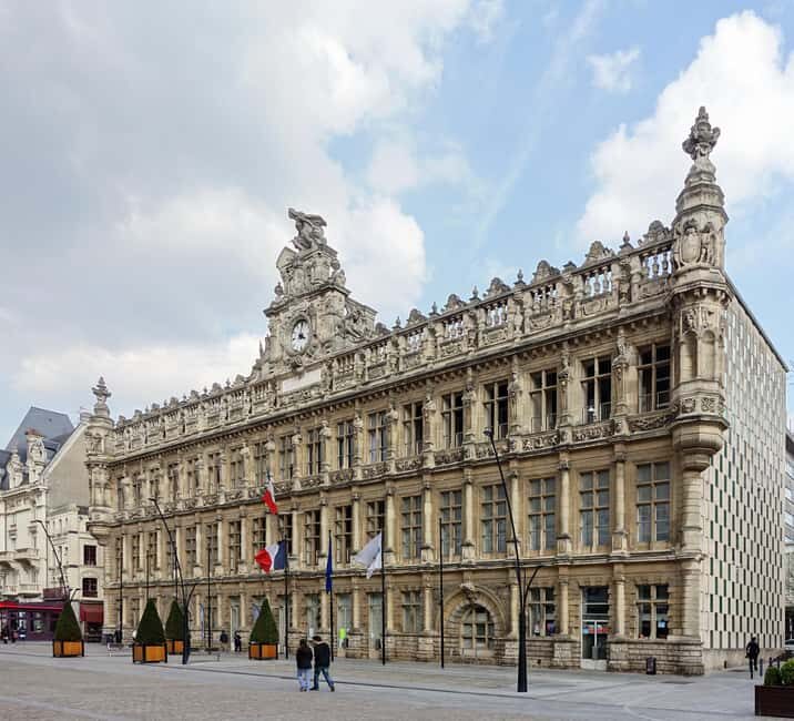 Private historical walking tour of Valenciennes with a certified guide. - Who Should Consider This Tour?