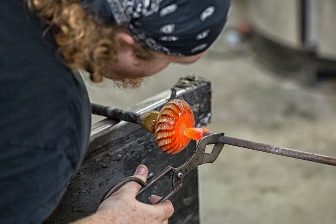 Private Karlstejn castle tour from Prague with glassworks & lunch - Who Will Enjoy This Tour?