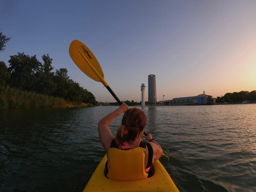 Private Kayak Tour: Historic Seville, Triana and Cartuja - What to Expect During the Tour