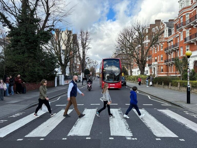 Private London Beatles Taxi Tour with Local Guide - Who Is This Tour Best For?