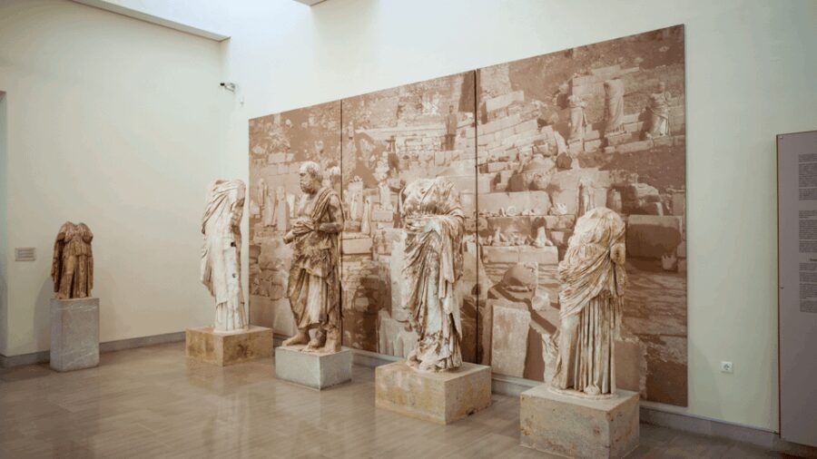 Private Luxury Tour: Delphi, Itea & the Charm of Galaxidi - Who Should Consider This Tour?