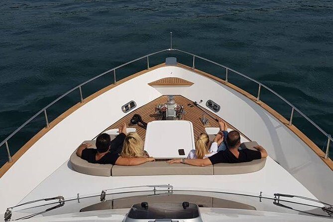 Private Luxury Yacht Cruise in Istanbul Bosphorus - What to Expect from This Bosphorus Yacht Cruise