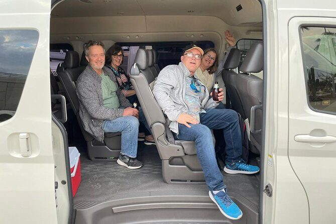 Private one-way trip from the airport to all hotels in Los Cabos - Vehicle and Comfort