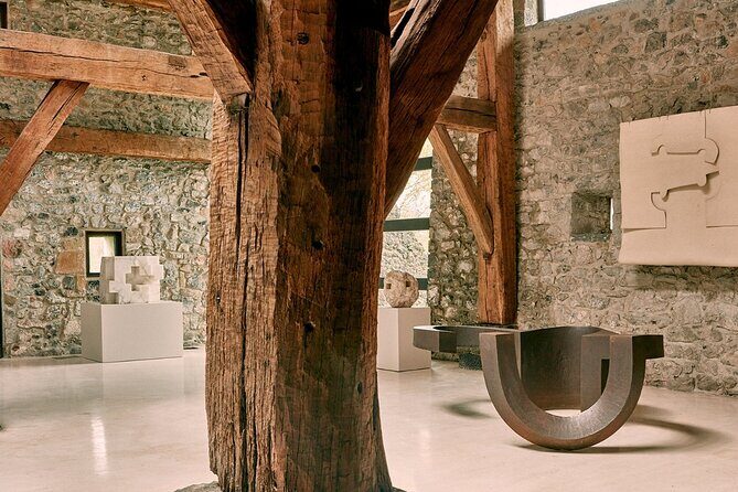 Private Premium Tour of San Sebastian and Chillida Leku Museum - What to Expect from the Experience