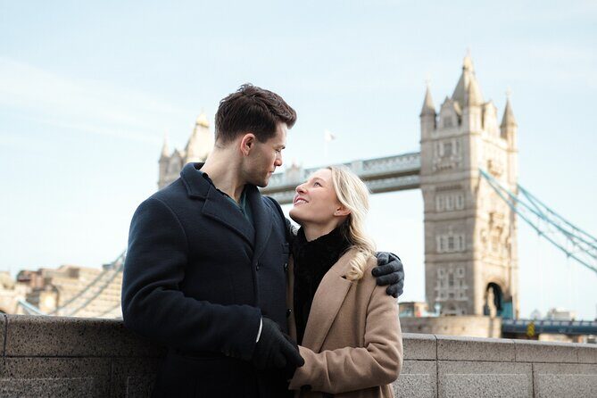 Private Professional Photoshoot Outside Tower Bridge in London - Pricing and Value