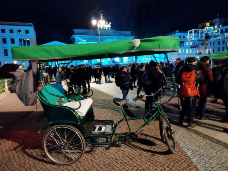 Private Rickshaw Taylor Made By Night Tour - What the Tour Looks Like