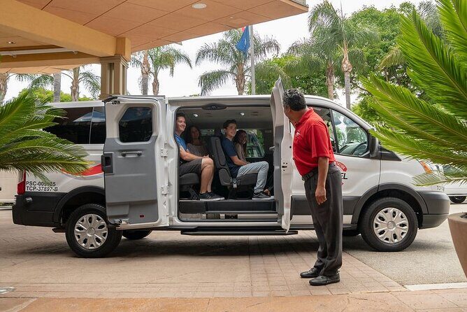 Private Round-trip Airport Transfer: John Wayne Airport to & from Anaheim Hotels - The Experience on the Ground