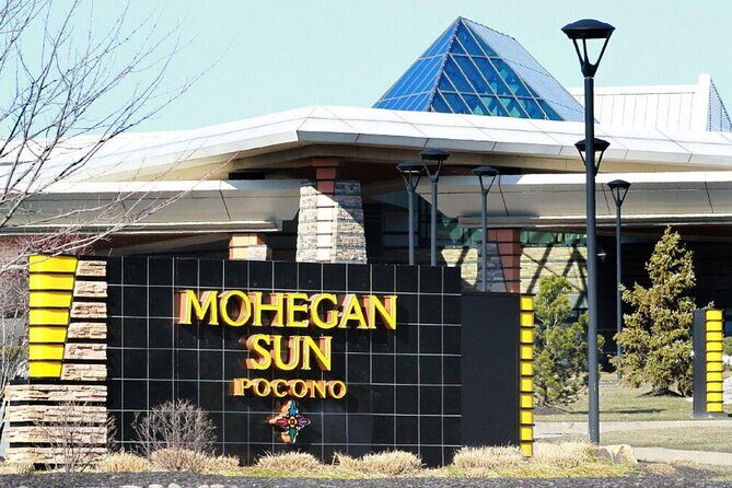 Private Roundtrip New York Airport Transfer to New York City - The Ride into the City