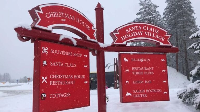 Private Rovaniemi Christmas Tour + Hot Festive Drinks - The Cozy Café Stop: Warming Up in Style