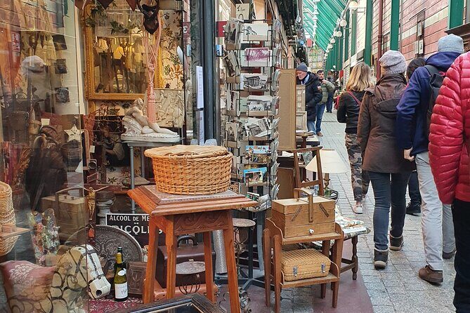 Private shopping tour at the Paris Antique Flea Market - A Typical Day in the Market