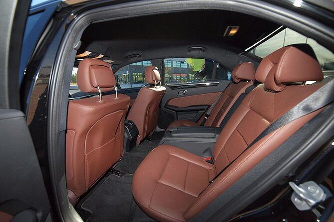 Private Shuttle Service Madrid Barajas-Adolfo Suárez Airport - Practical Tips and Considerations