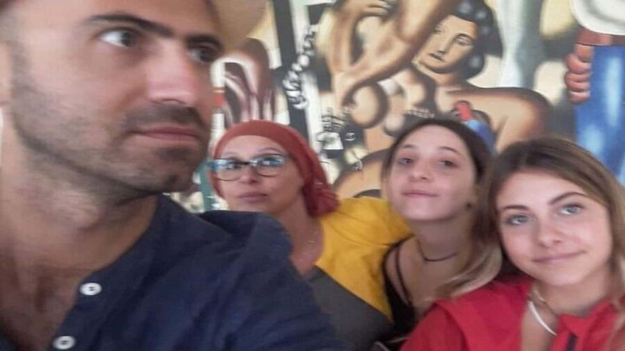 Private Street Art Walking Tour in Paris - A Walk Through Paris’s Street Art Neighborhoods