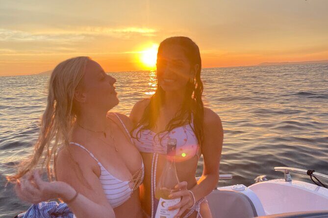 Private Sunset Boat Tour with Prosecco from Sorrento - The Sum Up