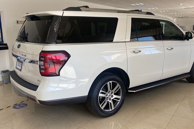 Private SUV RoundTrip from Airport to Hotels Pacific Area Zone 4 - The Vehicle and Comfort