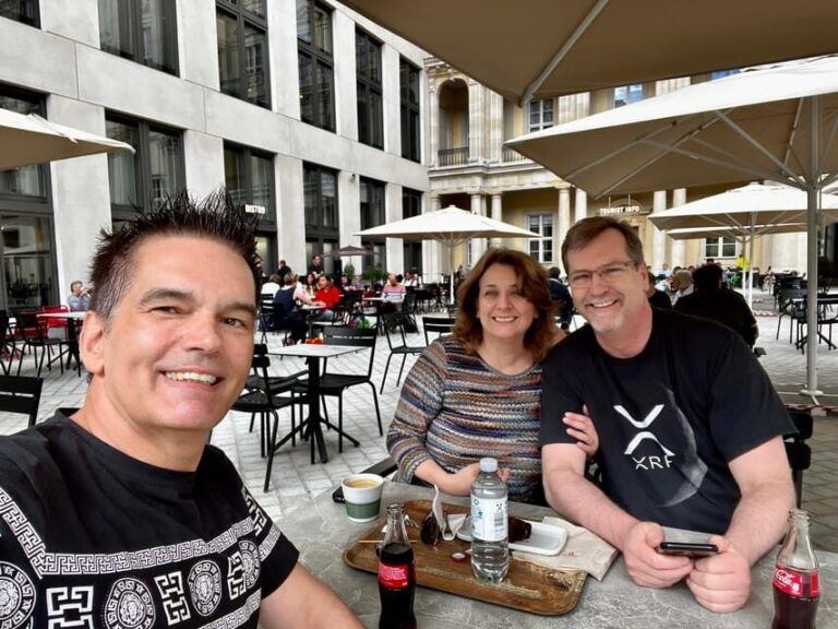 Private Taxi Tour through Berlin Extended & Relaxed ca 6-8h - A Typical Itinerary Breakdown