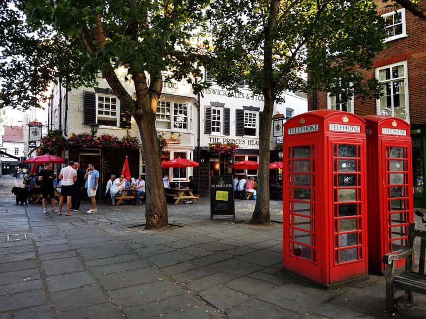 Private Ted Lasso Filming Locations Tour - How the Tour Flows