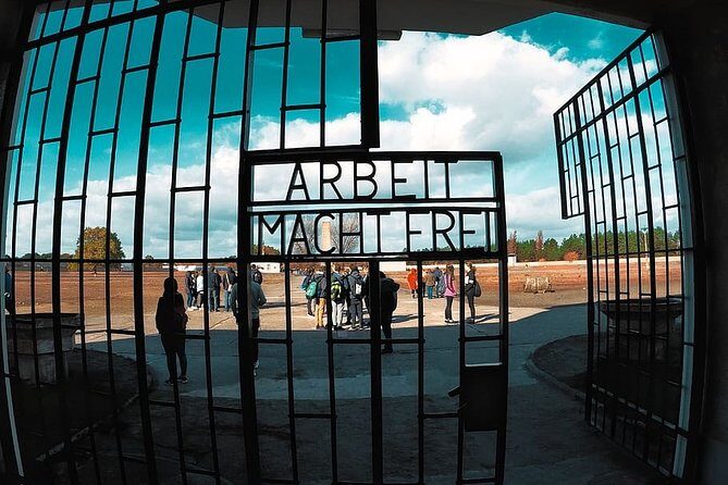 Private tour 5-hour to Sachsenhausen from Berlin with hotel pick up - FAQ