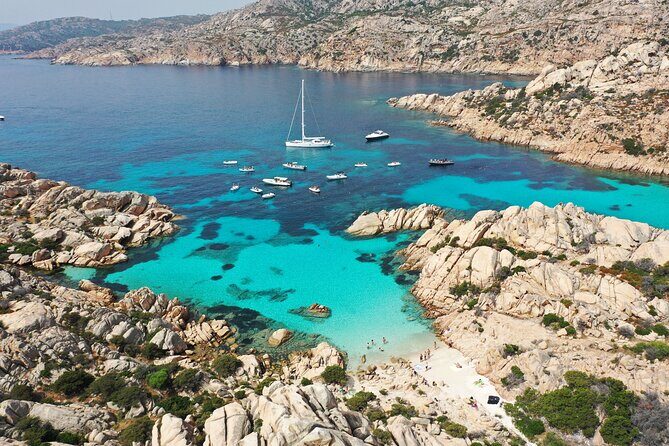 Private tour, archipelago of La Maddalena - What to Expect During the Day