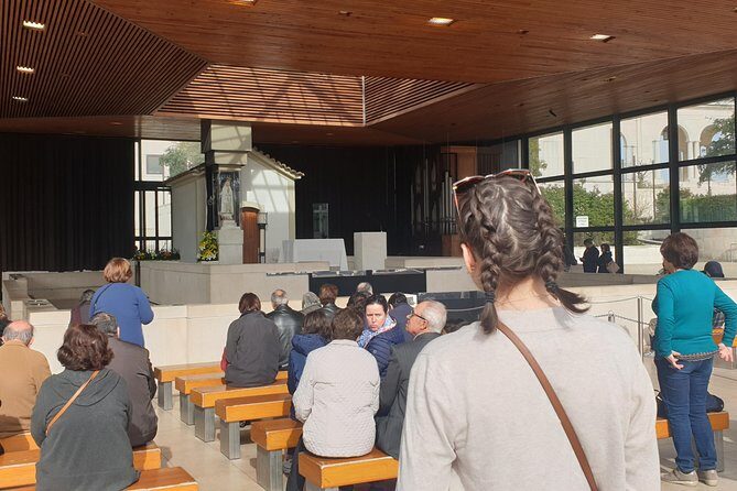 Private Tour Full Day Fátima - Porto - Óbidos - from Lisbon - Who Should Book This Tour?