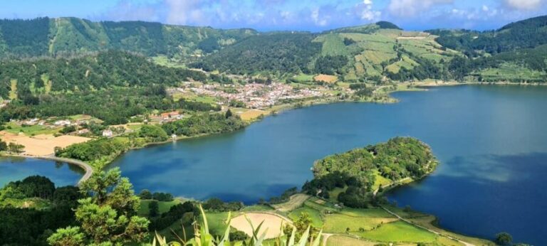 Private Tour Half Day Sete Cidades and pineapple production - Who Will Love This Tour?